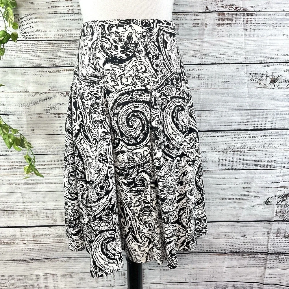 Chaps Skirt size 10 Black White Paisley Knee Full Boho Peasant Modest Summer